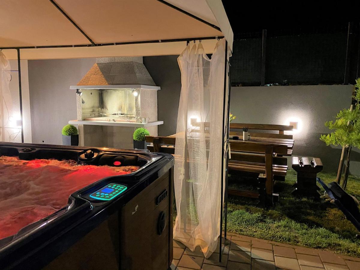 Lux Apartment Sea Shell With Jacuzzi Μακάρσκα Εξωτερικό φωτογραφία