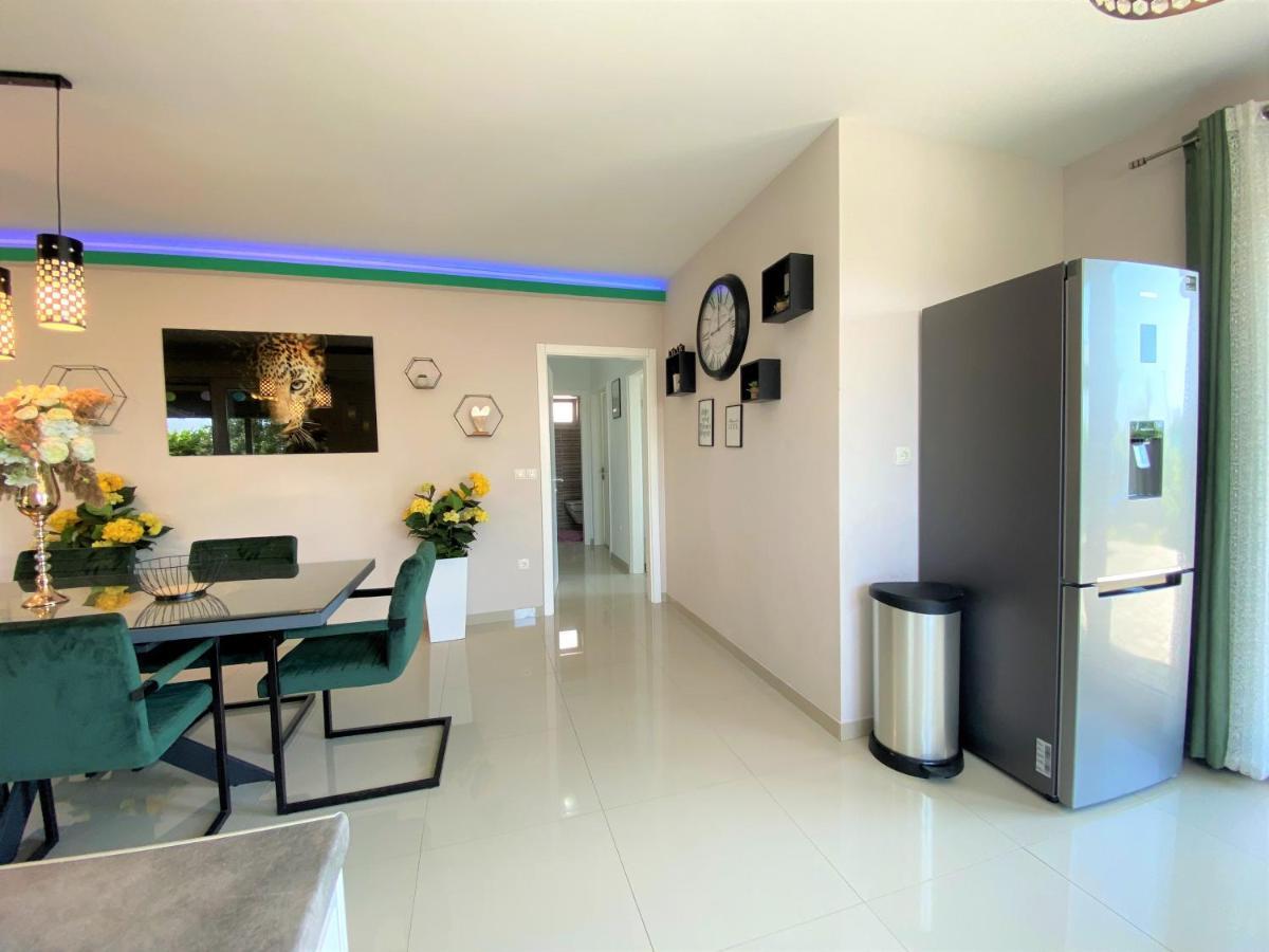 Lux Apartment Sea Shell With Jacuzzi Μακάρσκα Εξωτερικό φωτογραφία