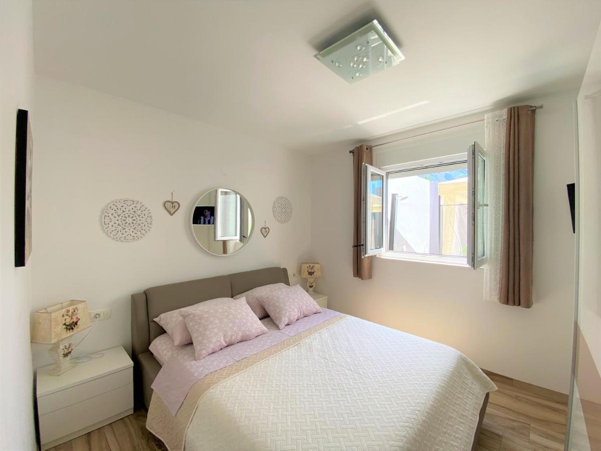 Lux Apartment Sea Shell With Jacuzzi Μακάρσκα Εξωτερικό φωτογραφία