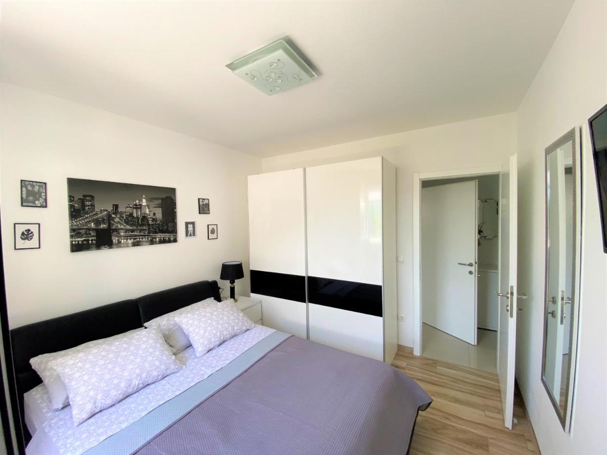 Lux Apartment Sea Shell With Jacuzzi Μακάρσκα Εξωτερικό φωτογραφία